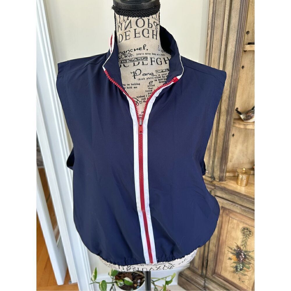 Lilly’s of Beverly Hills zip up vest - Picture 8 of 8